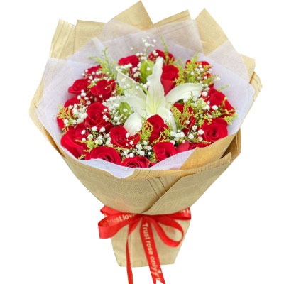 南通19朵红玫瑰1支百合，永恒之美
