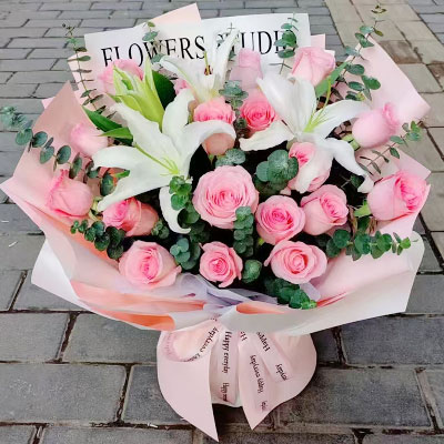 南通18朵粉玫瑰2支百合，我的心尖宝贝